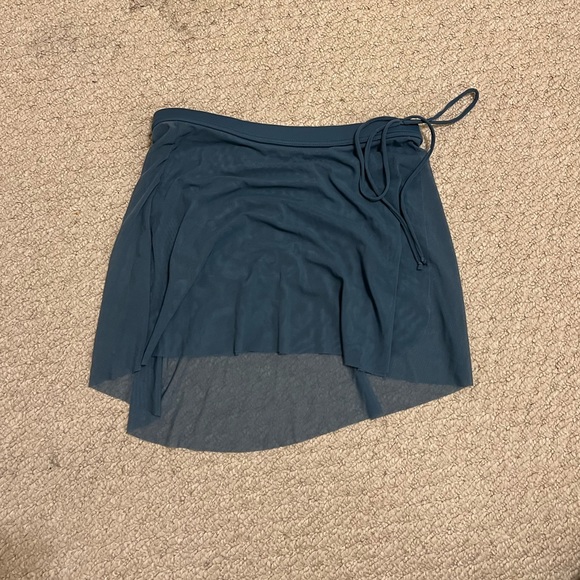 Ballet skirt - Picture 2 of 2